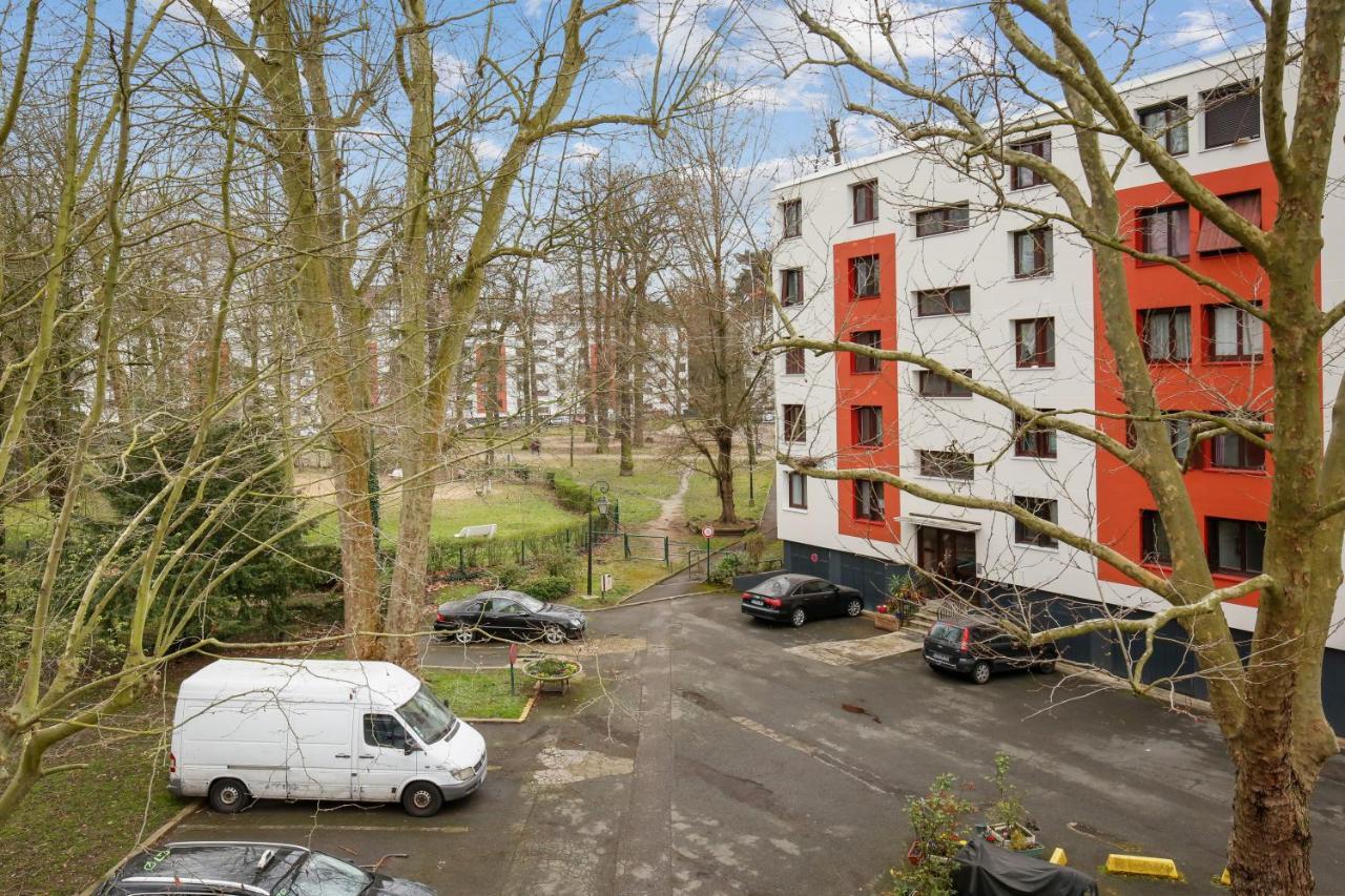 Budget Apart Near Paris 프랑콩빌 외부 사진