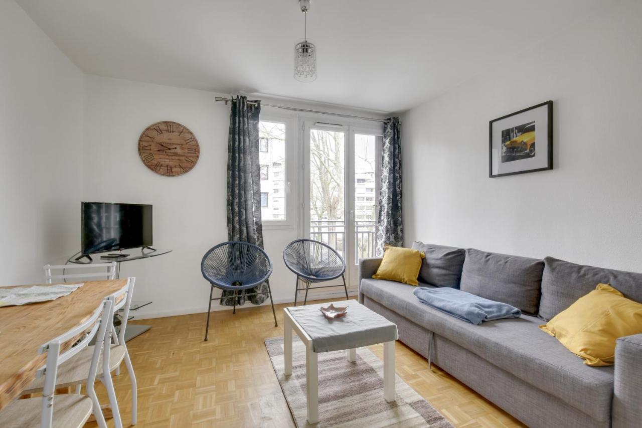 Budget Apart Near Paris 프랑콩빌 외부 사진